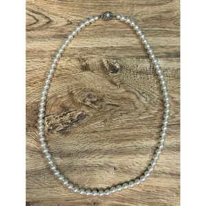 Vintage Sarah Coventry Faux Pearl Necklace Silvertone Flower Clasp 24" Long